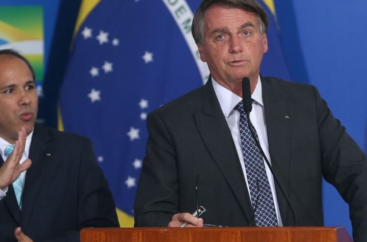 Bolsonaro defende combate rápido à inflação em Cúpula do Mercosul