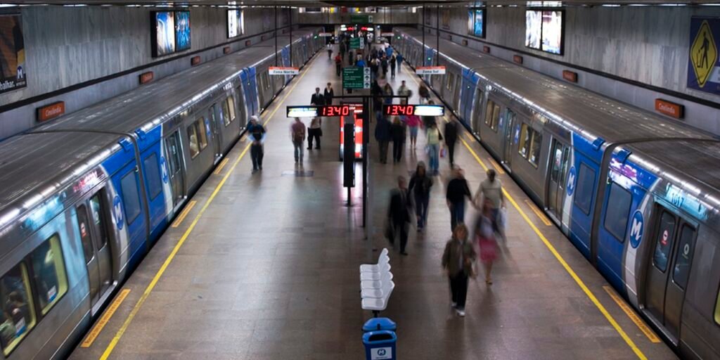 Passageiro que tomar dose de reforço viaja de graça no Metrô do Rio