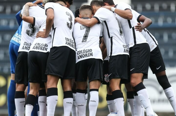 Copa São Paulo: Corinthians inicia busca pelo 11º título com vitória