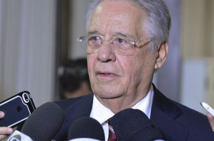 Ex-presidente FHC fratura o fêmur e é internado em São Paulo