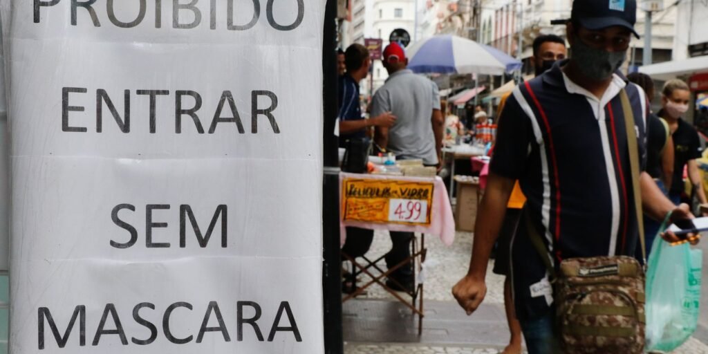 Governo do Rio de janeiro flexibiliza uso da máscara contra a covid-19