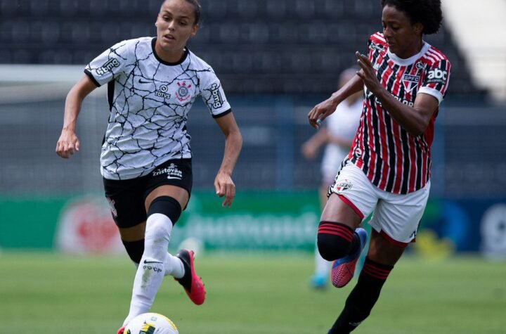 Corinthians e São Paulo empatam em clássico pelo Brasileirão Feminino