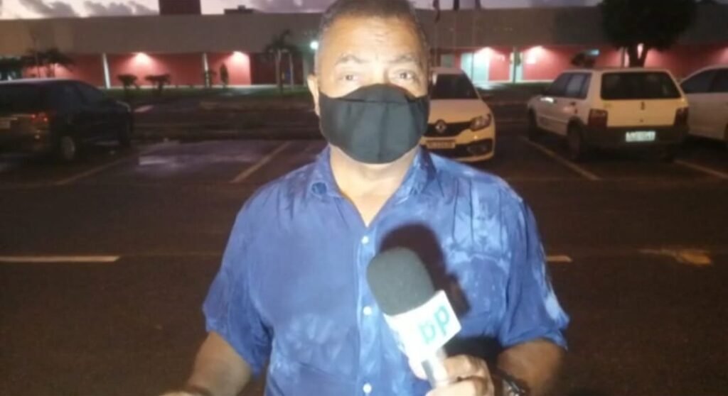 Confira como foi o plantão do fim de semana direto da emergência do Hospital Geral de Camaçari (HGC), com o repórter Antônio Cruz;