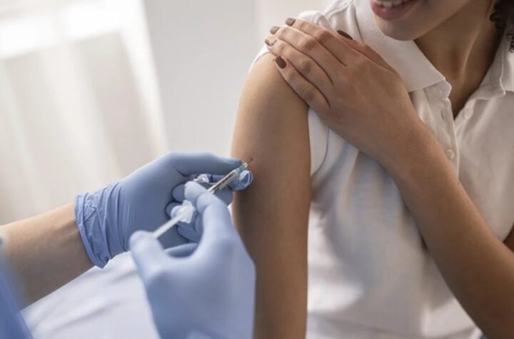Vacina nonavalente contra o HPV chegou ao Brasil neste mês