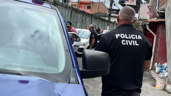 DHPP realiza busca em casa de autor de feminicídio ocorrido no Ogunjá O Homem teve a prisão preventiva decretada e está sendo procurado