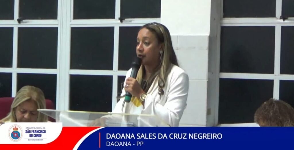 A vereadora autora do Oscar Mulheres Franciscanas, Daoana Sales (PP), fala sobre o o evento que valorizou algumas das mulheres da cidade de São Francisco do Conde, realizado na última quinta-feira (23)