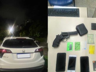 Criminosos usavam um carro modelo HRV, cor branco, para roubar estabelecimentos comerciais.