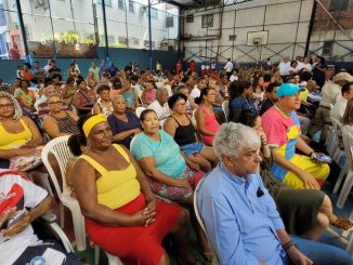 Apresentações de alunos dos projetos sociais oferecidos pela BCS e sorteio de cestas básicas marcaram o evento.