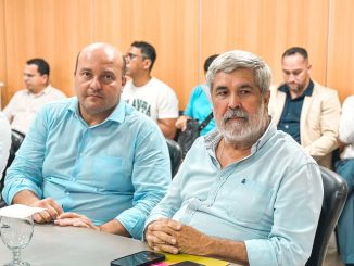 O encontro teve como objetivo debater o cenário de apreensão nas escolas após falsas mensagens divulgadas em redes sociais e grupos de WhatsApp sobre supostos ataques que tentam causar pânico nas pessoas.