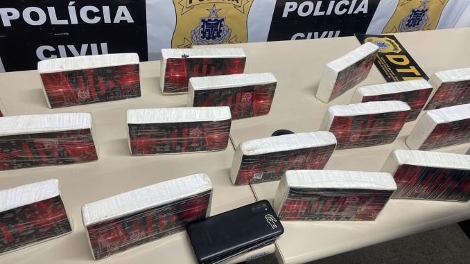 Trabalho da Polícia Civil causou baque de no mínimo R$ 600 mil em grupo criminoso, que pretendia abastecer tráfico durante a Micareta de Feira