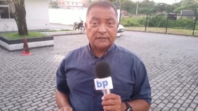 Polícia prende dupla que fazia arrastão em bairro