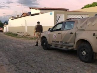 Os agressores foram apresentados na DT de Senhor do Bonfim e autuados por lesão corporal.