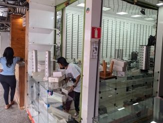 O prejuízo para alguns lojistas pode ultrapassar cerca de R$ 200 mil.