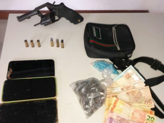 Os militares realizavam rondas, na madrugada deste sábado (20), quando um grupo atirou.