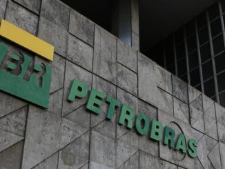 Pela regra vigente, as oscilações externas refletiam direta e automaticamente no mercado interno