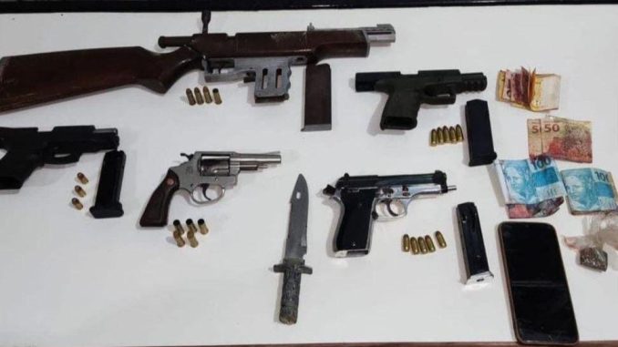 Criminosos atiraram contra equipes da 79ª CIPM, Rondesp Sudoeste e Cipe Sudoeste e acabaram não resistindo.