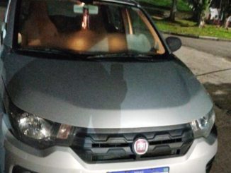 Dois criminosos acabaram presos em flagrante, na noite de sexta-feira (14), no bairro de São Marcos.