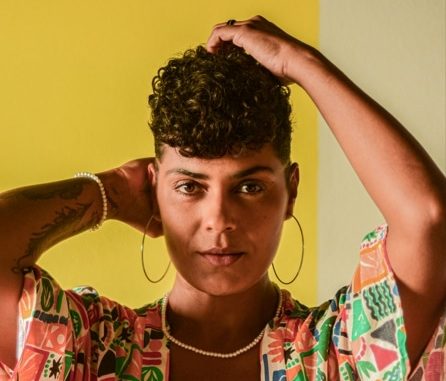 Cantora e compositora Laiô representa a Bahia no Festival Nacional de Paracatu Natural de Ilhéus, artista é única baiana a ser classificada com música autoral para participação na 18ª edição do festival