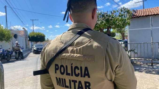 O suspeito estava embriagado e se desentendeu com a vítima, no distrito de Roda Velha.