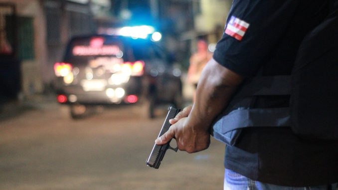 O Departamento Especializado de Investigações Criminais (Deic) realizava o acompanhamento do grupo criminoso quando saiam para praticar mais um crime em Águas Claras