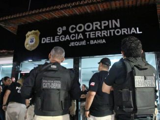 O suspeito tem passagens pela polícia e é integrante de um grupo criminoso