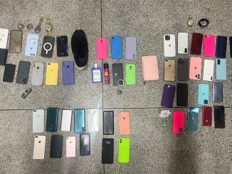 Criminosos jogaram spray de pimenta durante o evento Copa da Vela e subtraíram os aparelhos.