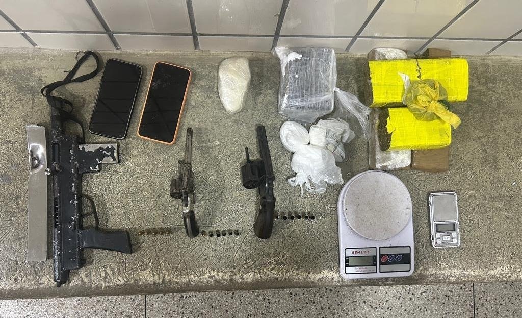 Um trio acabou localizado na ação realizada pela Polícia Militar, na cidade de Mucuri, na quarta-feira (13).