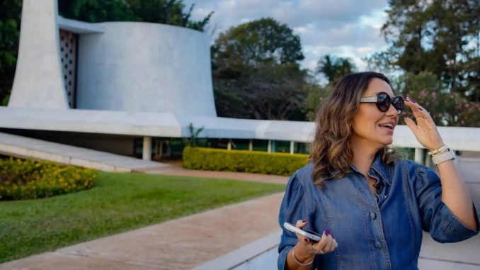 Adolescente diz à PF que invadiu perfil de Janja no X