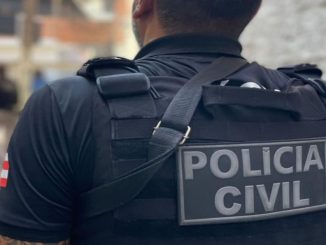 Equipe da DT / Condeúba cumpriu mandados de prisão preventiva e de busca e apreensão na casa do autor, no centro da cidade