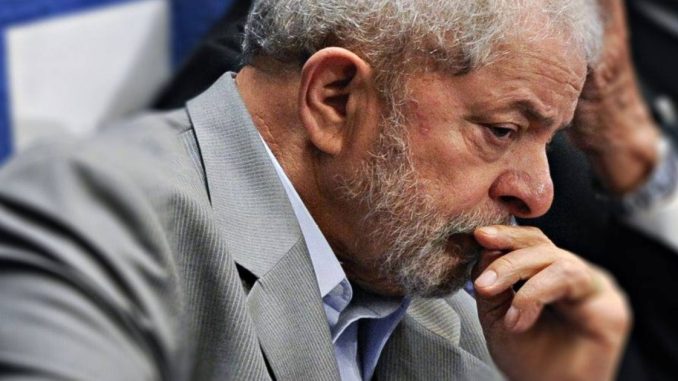 Lula sofre nova derrota e vê mudança em PIS/Cofins ser devolvida