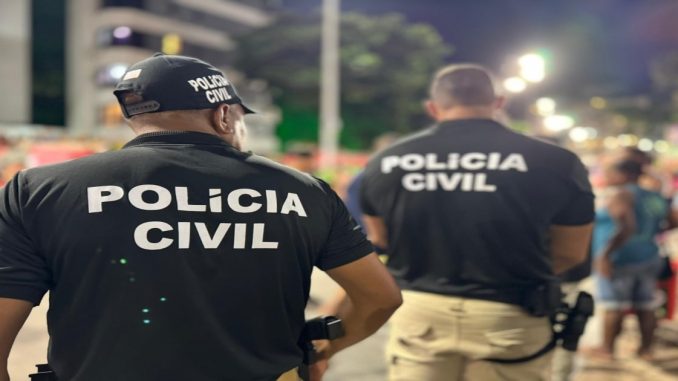 Deic cumpre mandado de prisão contra traficante no Centro Os policiais realizavam ações de inteligência no circuito Osmar quando localizaram o acusado