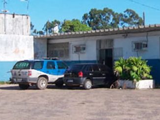 O corpo foi localizado por trabalhadores nas imediações da empresa Bahia Farma, na manhã desta terça-feira (2)