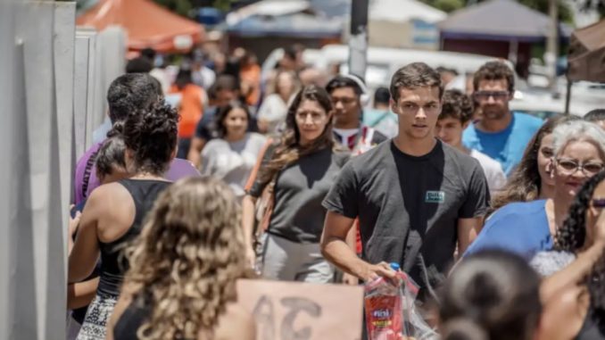 A taxa de inscrição custa R$ 85 e poderá ser paga até o dia 12 de junho. Os moradores do Rio Grande do Sul também terão isenção desse valor.