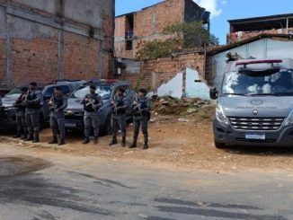 Por causa da briga entre o CV e o BDM , cerca de 200 crianças estão há mais de 15 dias sem aulas em Vila Verde