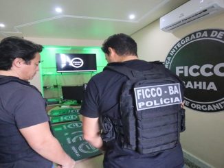 Última prisão ocorreu no bairro da Engomadeira, em Salvador. Um homem foi flagrado com drogas.