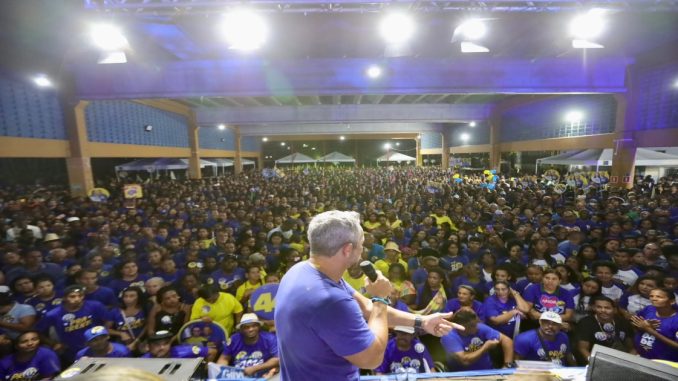 Flávio Matos promete Microcrédito e capacitação para empreendedores de Camaçari