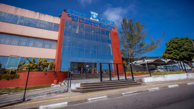 Lauro de Freitas cancela Carnaval 2025 por crise financeira