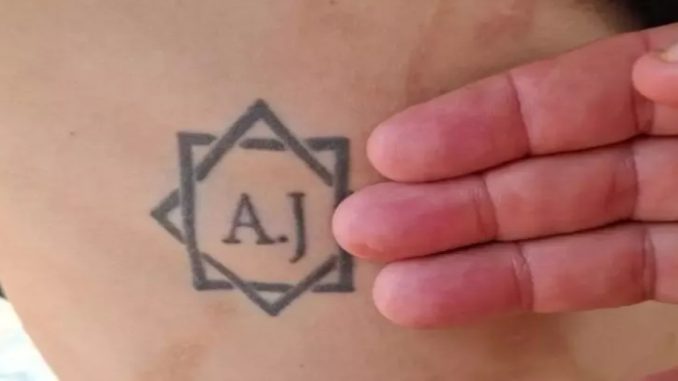 bahiapolitica-bp-homemescravisado-tatuagem