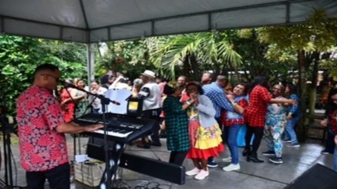 5bb87910-9450-4161-a0f1-274b52dd00f6