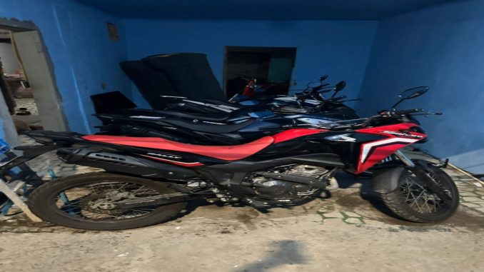 bahiapolitica-bp-motos-com-restricao-sao-recuperadas-pela-pm-em-nova-Constituinte (1)